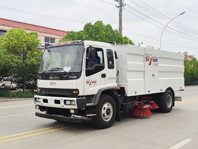 China ISUZU Street Sweeper Trucks Delivered to Iraq to Boost Municipal Cleaning Efficiency