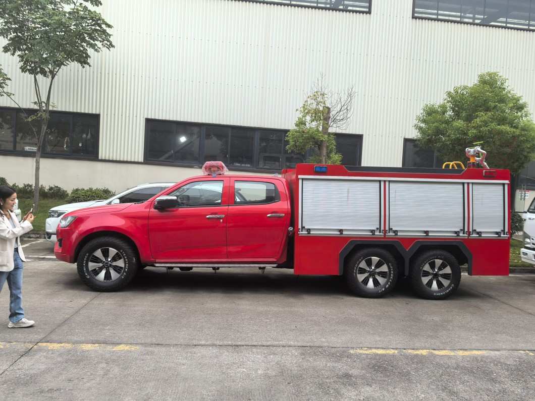 Qingling Isuzu 6x6 Off-Road Foam Fire Truck Released for Global Export