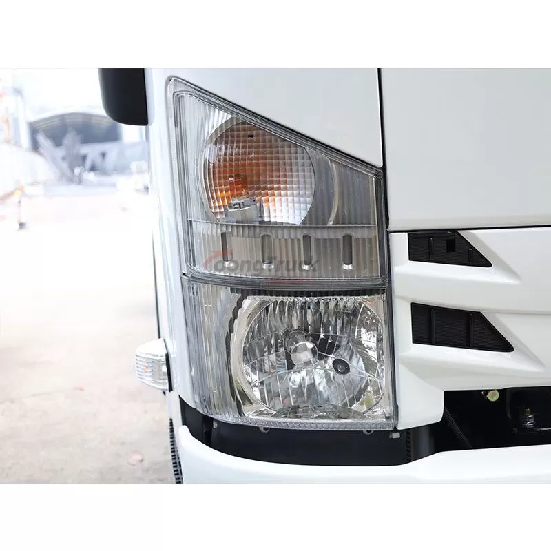 Isuzu 120HP 4×2 Light Truck Chassis for 3-6 Ton Loads