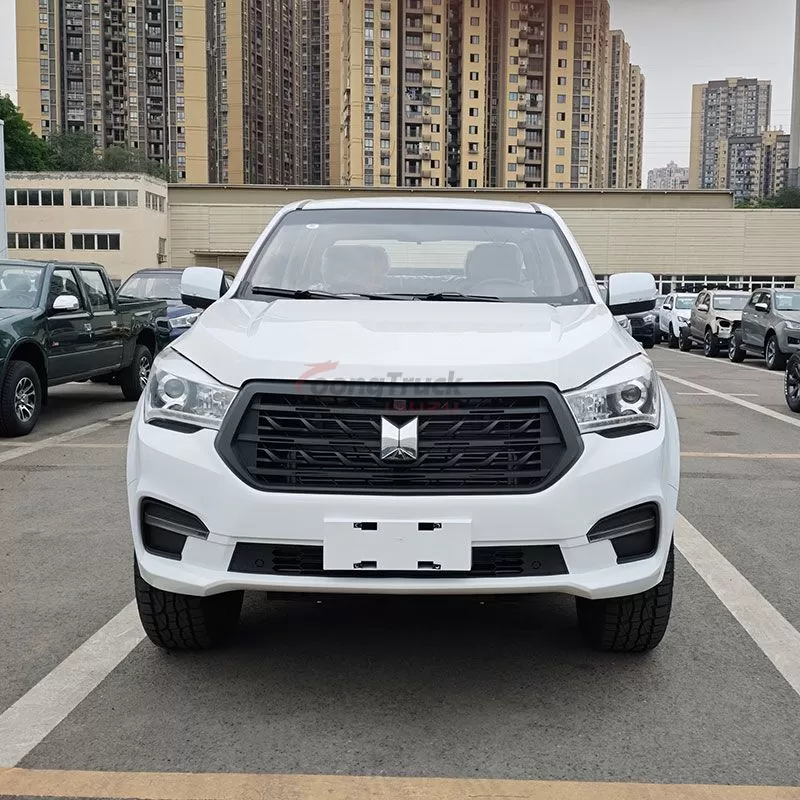 Powerful Isuzu Taga T28 Pickup for Sale with 3.0T Diesel Engine