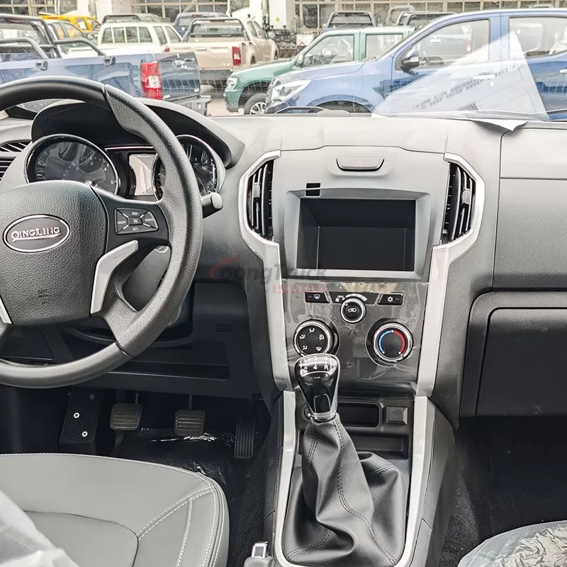 Powerful Isuzu Taga T28 Pickup for Sale with 3.0T Diesel Engine