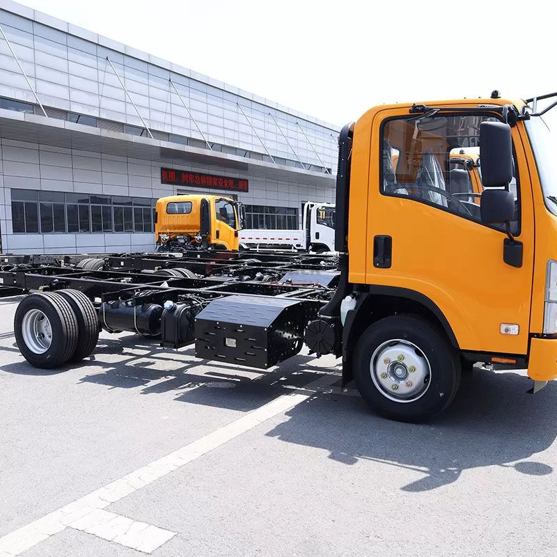 Isuzu 700P Chassis: Heavy-Duty Foundation for Commercial Vehicle Innovation