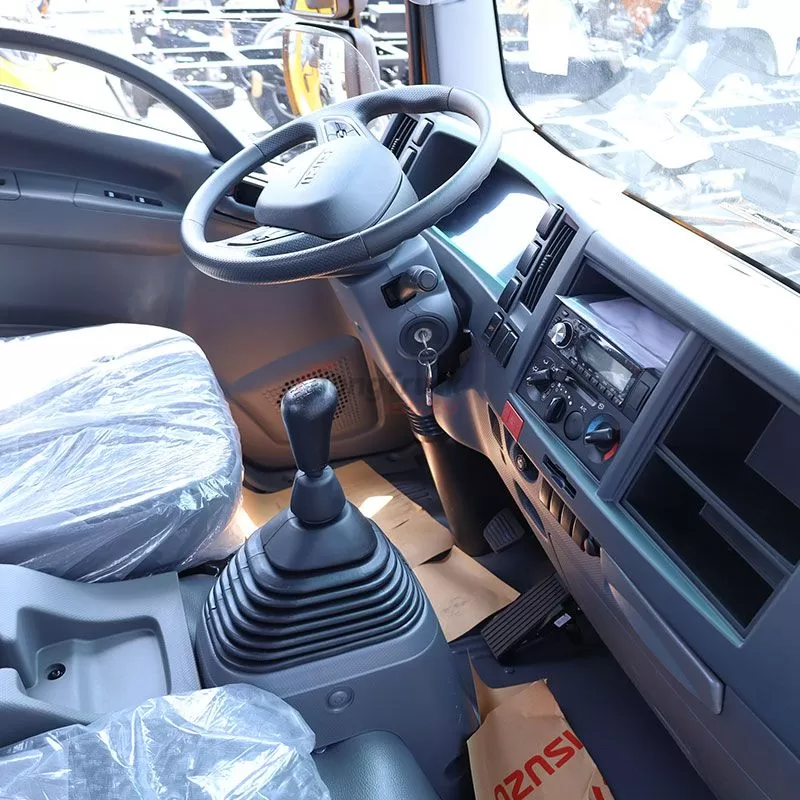Isuzu 700P Chassis: Heavy-Duty Foundation for Commercial Vehicle Innovation