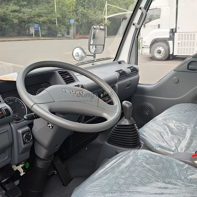 Isuzu 100P Chassis – Durable Base for Versatile Commercial Vehicle Conversions & Logistics