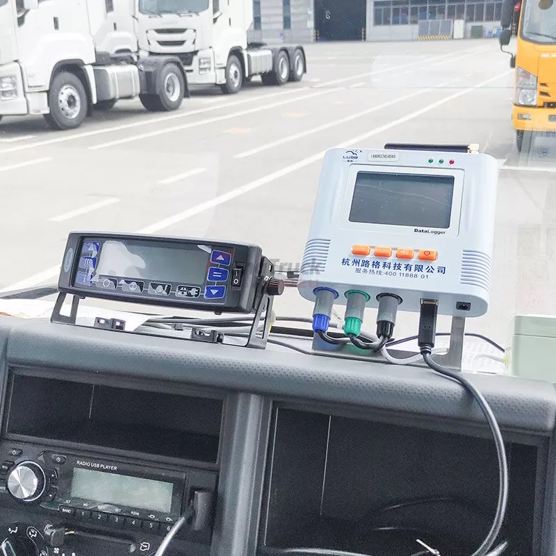ISUZU KV100 4x2 120hp 4Ton 5Ton Refrigerated Van Truck Refrigerator Cargo Truck for Cold Chain Transportation