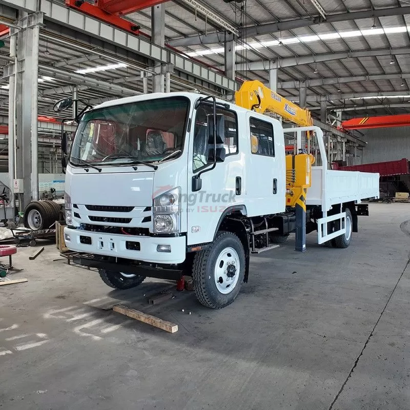 Isuzu 700P NPR 4-wheel drive with XCMG straight boom truck-mounted crane