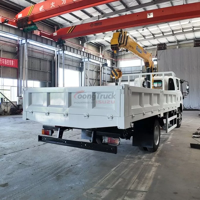 Isuzu 700P NPR 4-wheel drive with XCMG straight boom truck-mounted crane