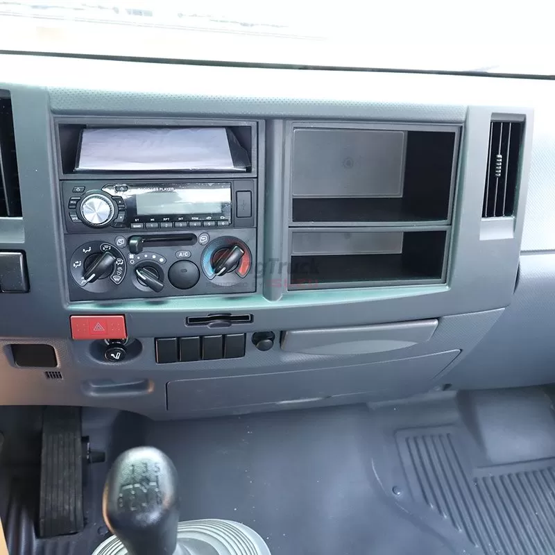 ISUZU NPR 700P Cargo Truck 7T Payload Factory direct price quality
