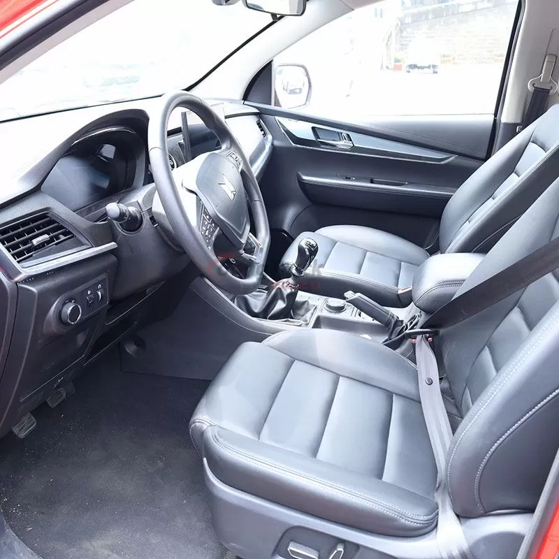 Qingling ISUZU TAGA H RED Color pickup 4x2 4x4 optional