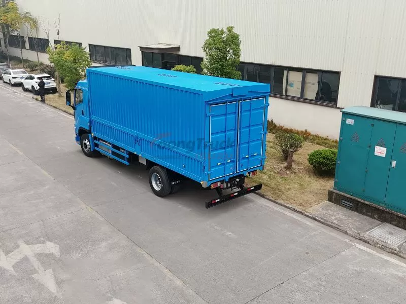 Wing Van Truck ISUZU GIGA