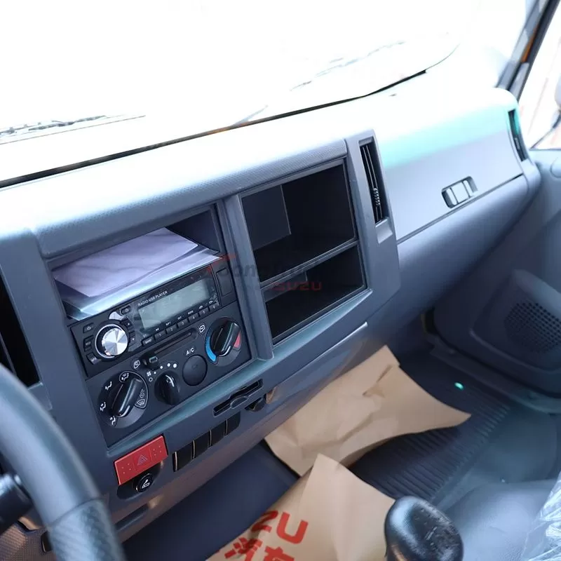 Payload 8.1-11.4T — Isuzu NPR 700P Truck Chassis