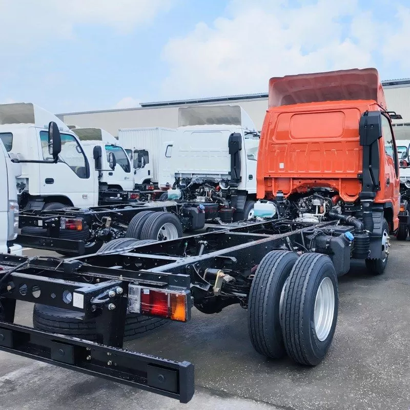 Best Selling Euro 6 Isuzu NHR 100P Diesel 4x2 Single Cab Chassis