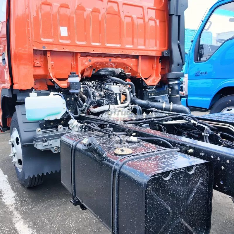 Best Selling Euro 6 Isuzu NHR 100P Diesel 4x2 Single Cab Chassis