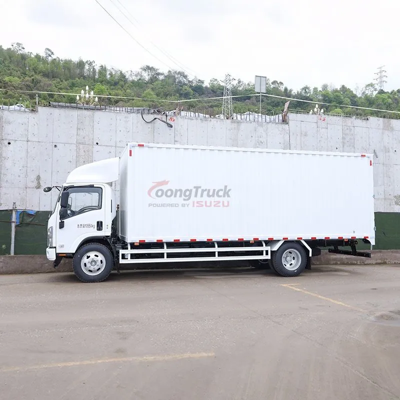 China ISUZU NPR trucks 4 5 7 tons NPR 700P Van trucks