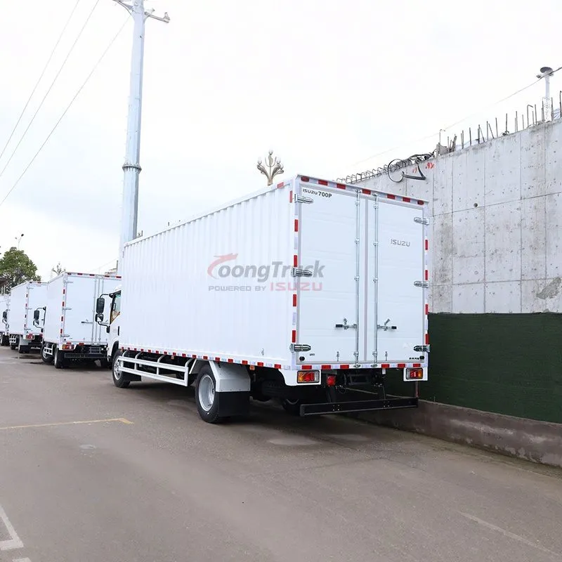 China ISUZU NPR trucks 4 5 7 tons NPR 700P Van trucks