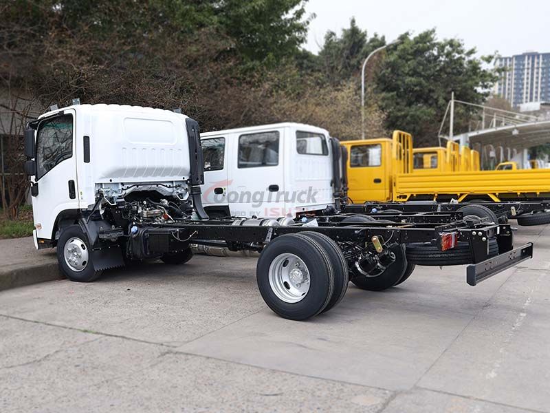 Isuzu 120HP 4×2 Light Truck Chassis for 3-6 Ton Loads