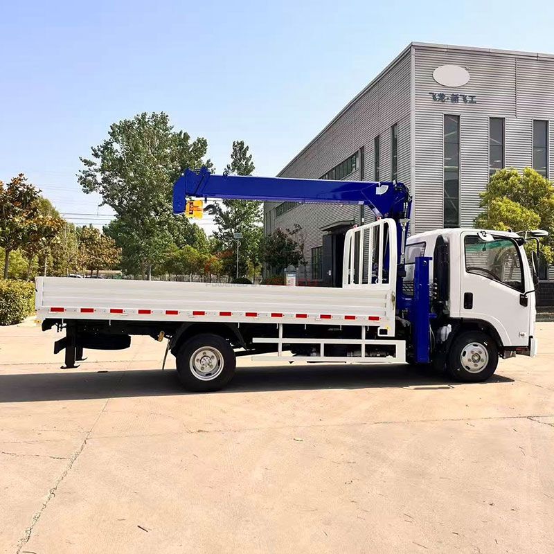 Isuzu KV100 Straight-Arm Crane Truck: High-Efficiency Lifting Solution for Logistics