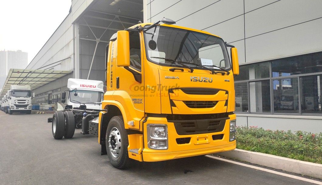 Payload ≥ 18 Tons — Isuzu GIGA / FVR-FVZ Truck Chassis
