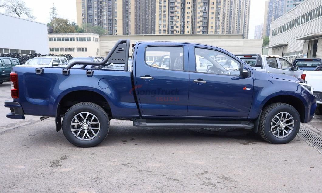 2.2–3.4 Ton Payload — Isuzu pickup truck