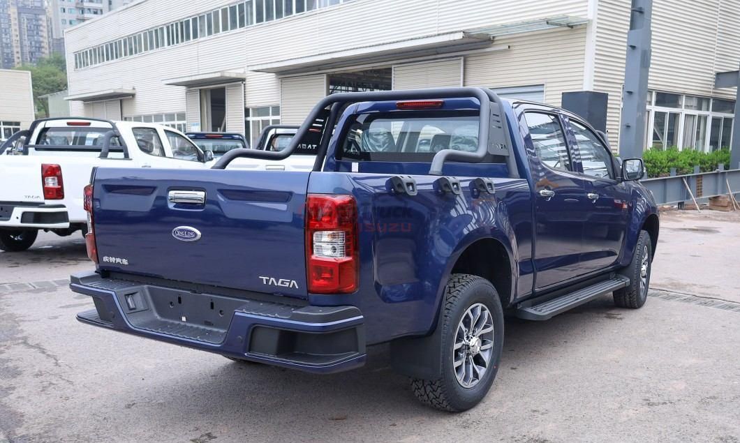 2.2–3.4 Ton Payload — Isuzu pickup truck