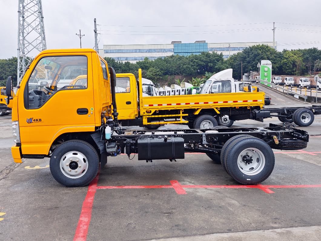 Hot Selling Euro 6 Diesel Isuzu NHR 100P 4x2 Single Cab Chassis Truck