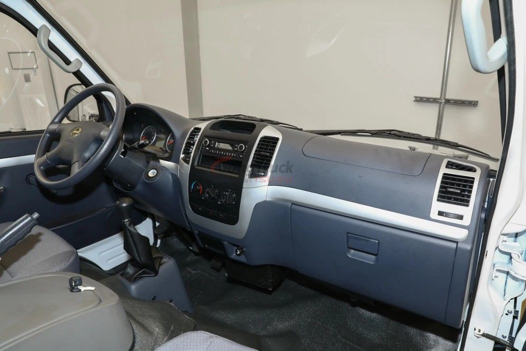 Jinbei Haice Light Passenger Vehicle Gasoline Van 1.6L 122HP L4 for Passenger Transport or Freight Business Delivery Van